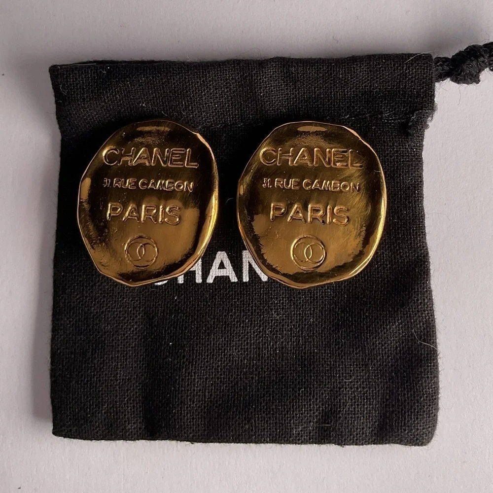 Chanel 31 Rue Cambon Paris Earrings - Picture 2 of 9